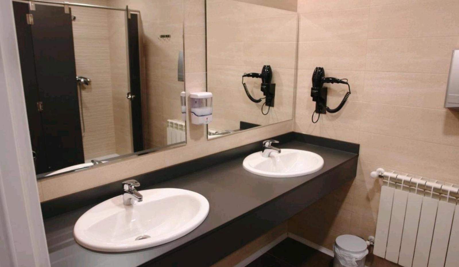Hostel Trovadores Burgo Екстериор снимка