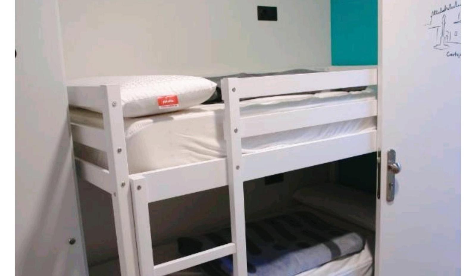 Hostel Trovadores Burgo Екстериор снимка