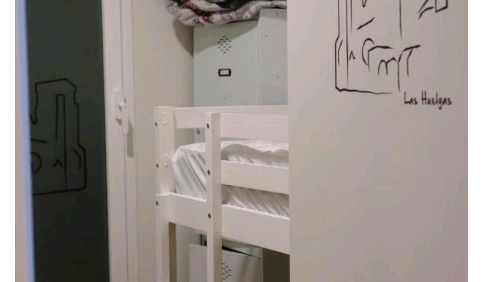Hostel Trovadores Burgo Екстериор снимка