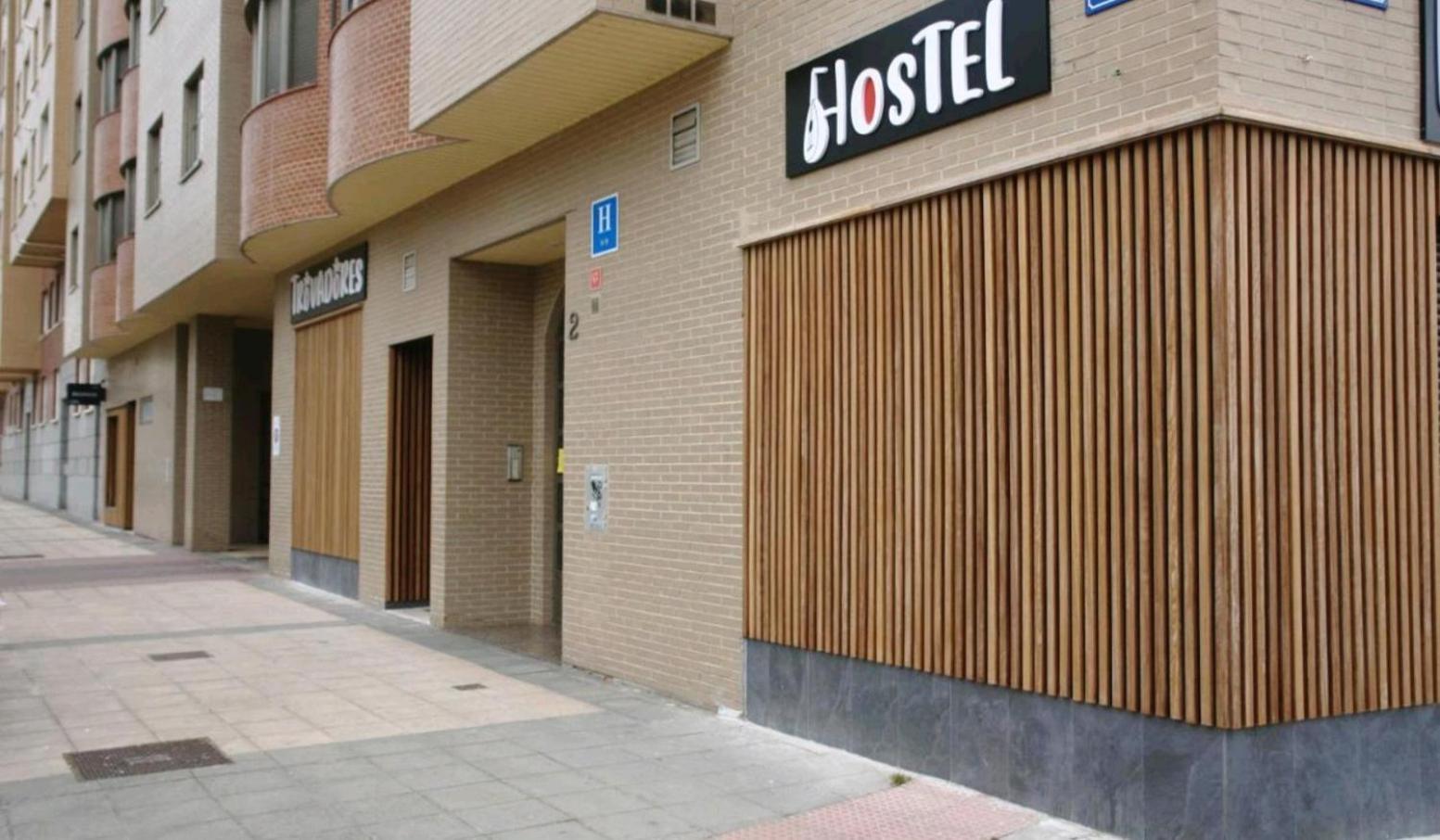 Hostel Trovadores Burgo Екстериор снимка